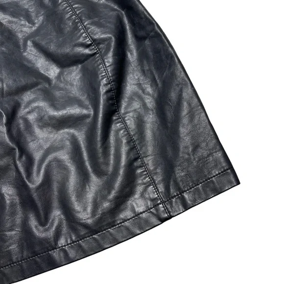 Free People Black Vegan Faux Leather "Oh Snap" Leather Mini Skirt - Size 0 - Picture 9 of 12